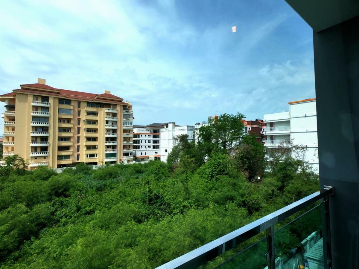 Pj Apartment Pattaya Exterior photo